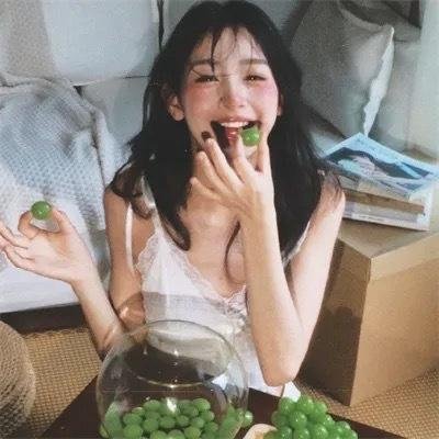 裙角飞扬的日子